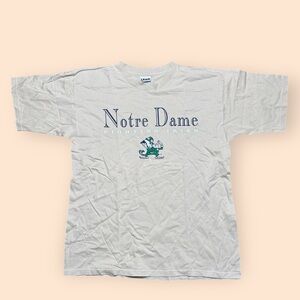 Vintage Notre Dame Fighting Irish Y2K T Shirt Men’s XL Gold 2000s Vtg